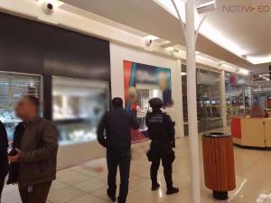 Asalto en una joyería en Plaza Las Américas causa movilización policiaca