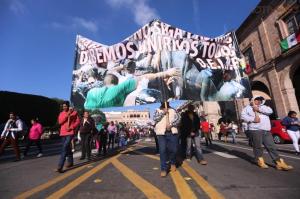 Marchan en memoria del movimiento de 1968