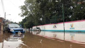 Intensas lluvias provocan inundaciones en Morelia