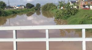 Intensas lluvias provocan inundaciones en Morelia