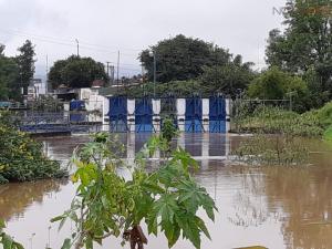 Intensas lluvias provocan inundaciones en Morelia