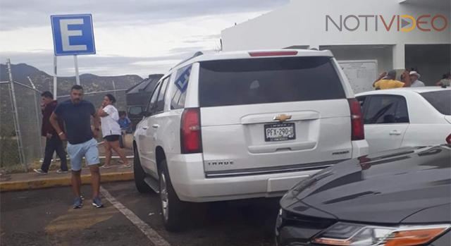 Captan a Morón de Viaje con su Familia y en Camioneta Oficial 