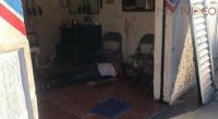 Ejecutan a balazos a un hombre dentro de una peluquería en Apatzingán 