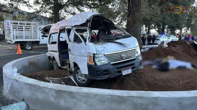 Volcadura de vehículo deja 3 muertos y varios heridos en la Morelia-Quiroga 