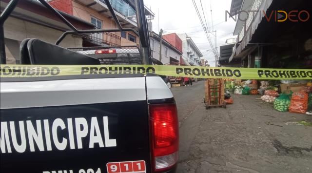 Hombre es baleado en pleno Centro de Uruapan