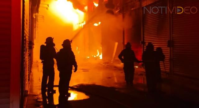 Se incendian locales de Texticuitzeo