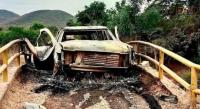 Camioneta blindada explota con mina terrestre en Apatzingán