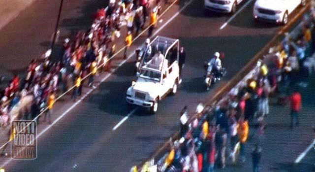 Inicia el Papa recorrido en Morelia