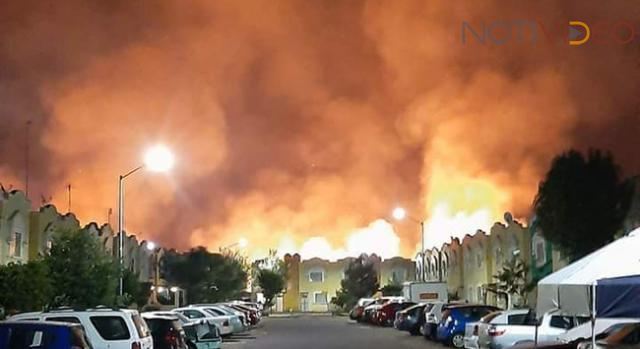 Incendio de pastizal en Villas del Pedregal moviliza varias unidades de emergencia