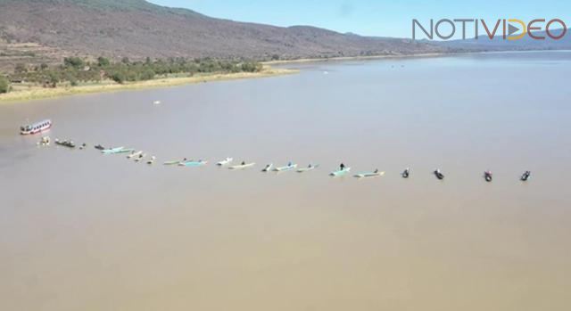 Se suman pescadores y habitantes de la riviera del Lago en busca de padre e hija desaparecidos...