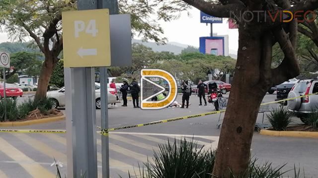 Muere en un hospital el hombre tras ser baleado en el estacionamiento de Sams Club