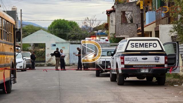 Pareja es asesinada a balazos en taller de motos en el centro de Jacona