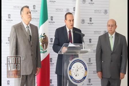 Aseguran gasolinera clandestina y casi 79 kilos de cristal en Michoacán 