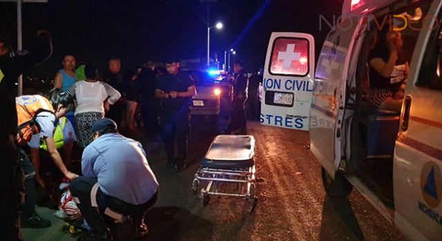 Choque entre dos camionetas deja tres lesionados 
