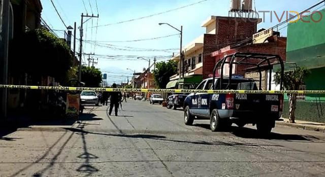 Balean al dueño de una ferretería en la colonia Valencia 