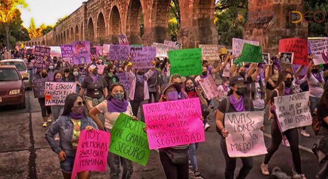 Día de Asueto: Hipocresías de “feministas”