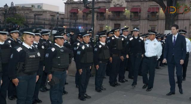 Alcalde Alfonso Martínez realiza pase de lista de la Policía de Morelia
