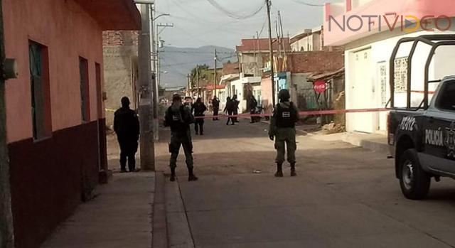Rafaguean una casa en Ario de Rayón 