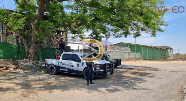 Aseguran a dos presuntamente implicados en quemas de Apatzingán