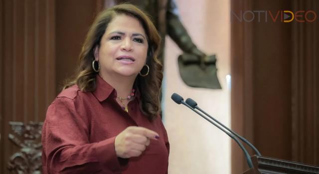 Impulsa Fabiola Alanís igualdad salarial entre hombres y mujeres en Michoacán