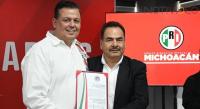 PRI construye sin simulaciones: Memo Valencia