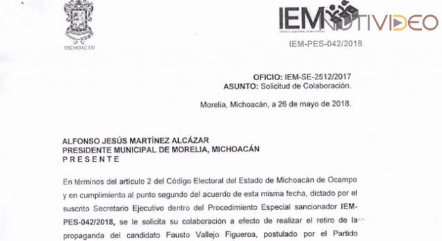 IEM ordenó a Ayuntamiento de Morelia retiro de propaganda de candidatos en puentes.