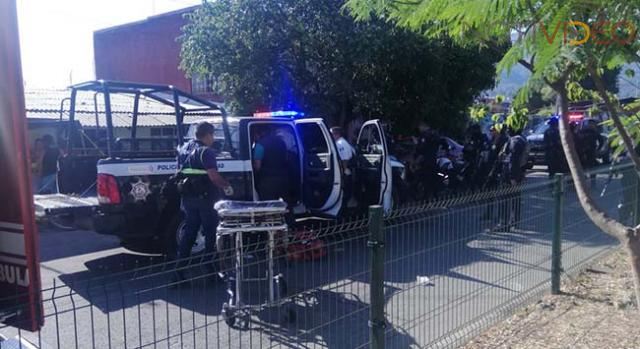 Tras persecución y balacera detienen presuntos  roba carros en La Mora