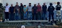 Detienen a 9 presuntos integrantes de célula delictiva, con más de 14 granadas; en Aguililla