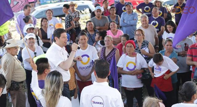 Habitantes del Punhuato tendrán nuevo espacio deportivo, anuncia  Alfonso Martínez