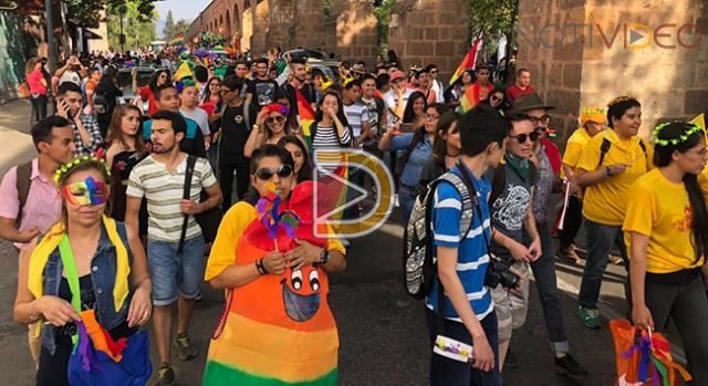 Sorprende a morelianos la Marcha del Orgullo
