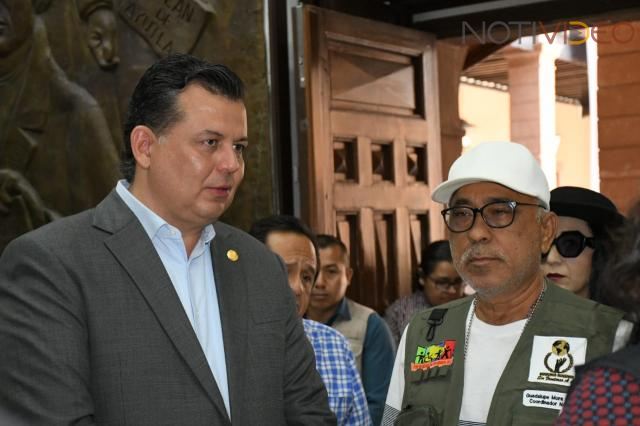 Acude Guadalupe Mora al Congreso del Estado a hacer una denuncia pública.