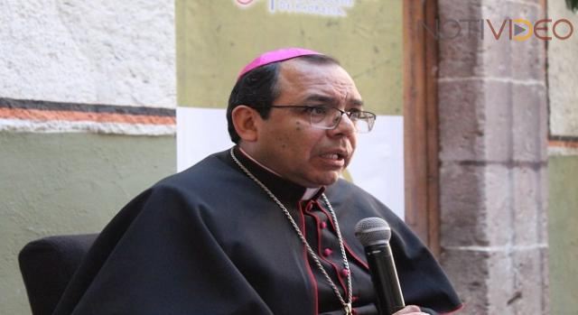 Presbiterio de Morelia peregrina a la basílica de Pátzcuaro
