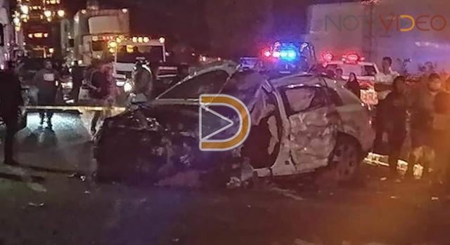 Muere tres personas calcinadas en un accidente automovilístico 