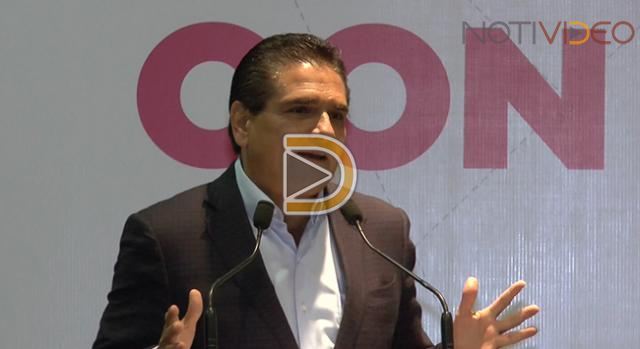 Propuesta de AMLO sobre coordinadores viola el Pacto Federal   