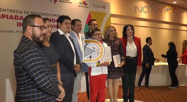 Reconocen a estudiantes por participar en Olimpiada del Conocimiento Infantil