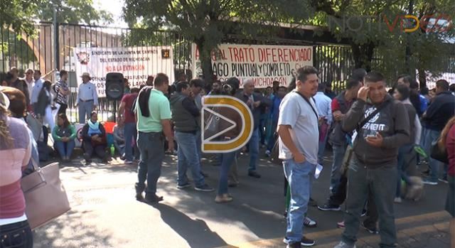 CNTE amenaza con no dar clase por retrasos en sus pagos