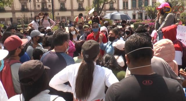 Pese a pandemia por COVID, marchas bloquean Morelia y saturan el Centro Histórico