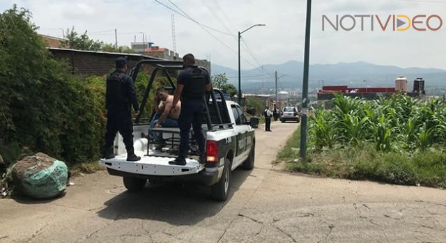 Sujeto agrade con un machete a otro hombre en una riña