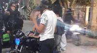 Policías municipales son atacados por pistoleros en motocicleta