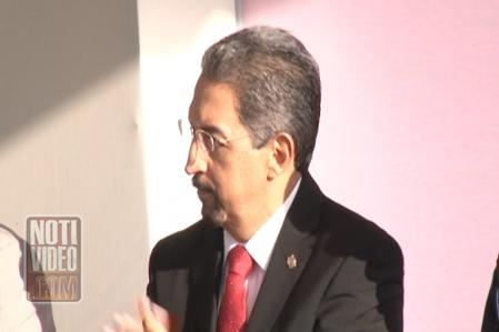 Se atrinchera rector para evitar toma de sindicalizados en la UMSNH