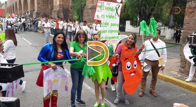 Desfilan por la donación de órganos en Morelia
