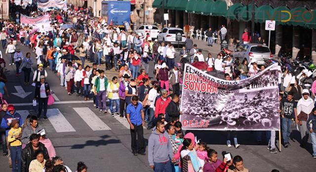 Marchan en memoria del movimiento de 1968