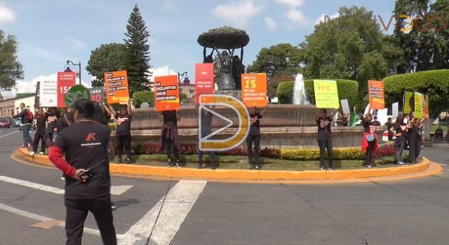 Marchan por la libertad y contra la trata en Morelia