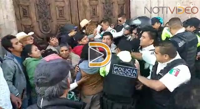 Habitantes de Jesús del Monte son desalojados con policías del Ayuntamiento moreliano