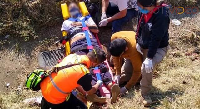 Vuelca un automóvil en la carretera Morelia – Pátzcuaro 