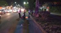 Motociclista atropella a una mujer adulta.