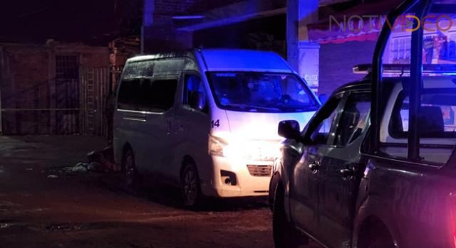 Atacan a balazos una camioneta donde se transportaban jornaleros en Zamora