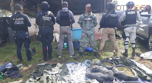 Detienen a presunto integrante de élite de un cártel en Michoacán