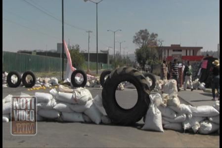 Desbloquean parcialmente colonos en contra de gasolinera