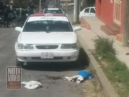 Balean a taxista en la colonia Praderas de Morelia